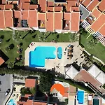 #027 Belavista Pool & Αλμπουφέιρα