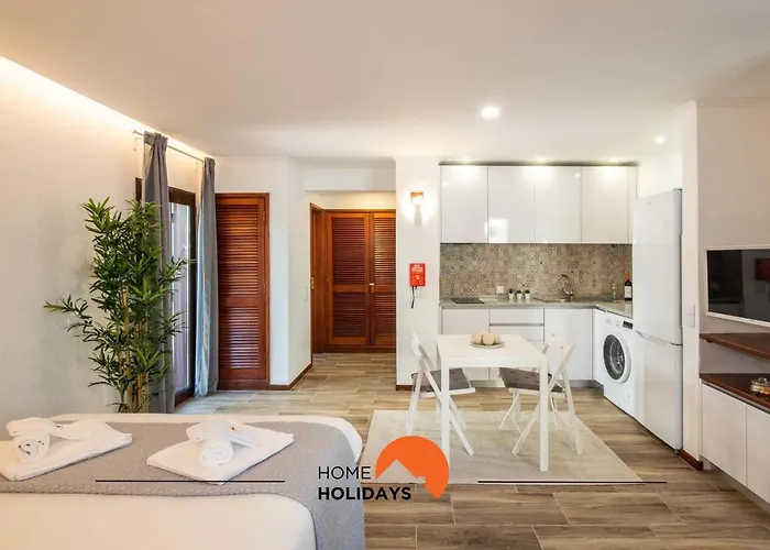 #027 Belavista Studio Pool & Central Albufeira